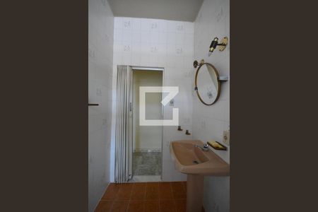 Apartamento para alugar com 71m², 2 quartos e sem vagaBanheiro