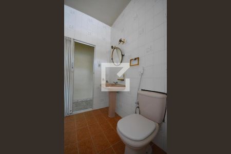 Apartamento para alugar com 71m², 2 quartos e sem vagaBanheiro