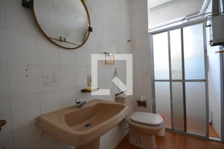 Apartamento para alugar com 71m², 2 quartos e sem vagaBanheiro