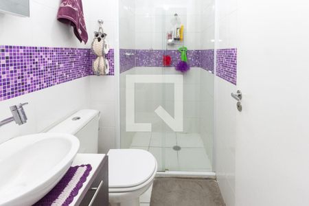 banheiro de apartamento para alugar com 1 quarto, 36m² em Jardim Ibitirama, São Paulo