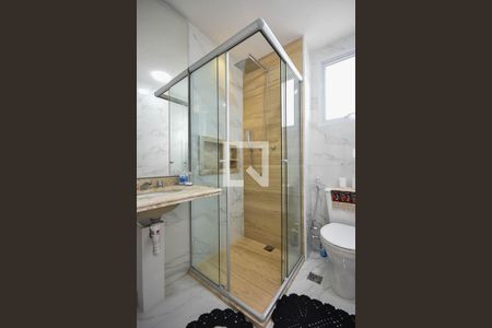 Apartamento à venda com 69m², 2 quartos e 2 vagas Apartamento à venda com 69m², 2 quartos e 2 vagasBanheiro suíte