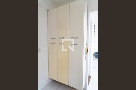 Apartamento à venda com 38m², 1 quarto e 1 vagaCozinha - Armários