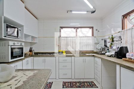 Casa à venda com 274m², 3 quartos e 5 vagasCozinha