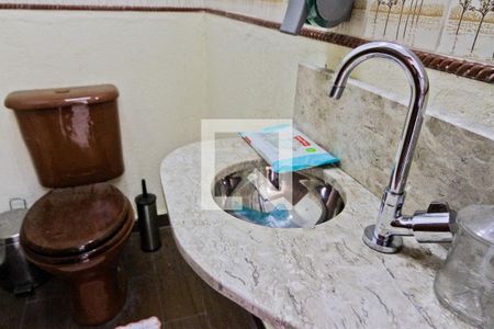 Casa à venda com 274m², 3 quartos e 5 vagasÁrea Externa - Lavabo