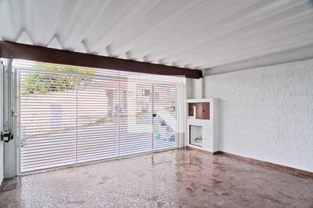 Casa para alugar com 116m², 2 quartos e 2 vagas Casa para alugar com 116m², 2 quartos e 2 vagasGaragem