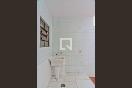 Casa para alugar com 116m², 2 quartos e 2 vagas Casa para alugar com 116m², 2 quartos e 2 vagasÁrea de Serviço