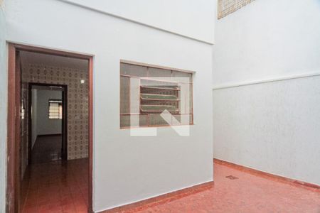 Casa para alugar com 116m², 2 quartos e 2 vagas Casa para alugar com 116m², 2 quartos e 2 vagasÁrea externa