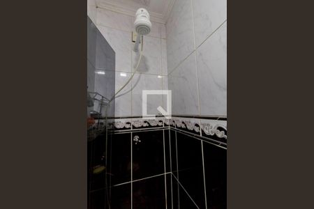 Casa à venda com 220m², 2 quartos e 2 vagasBanheiro