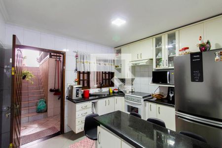 Casa à venda com 220m², 2 quartos e 2 vagasCozinha 