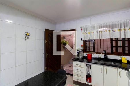 Casa à venda com 220m², 2 quartos e 2 vagasCozinha 