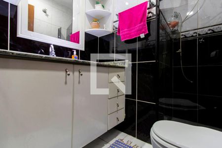 Casa à venda com 220m², 2 quartos e 2 vagasBanheiro