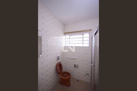 Casa à venda com 192m², 3 quartos e 5 vagas Casa à venda com 192m², 3 quartos e 5 vagasBanheiro Social 2