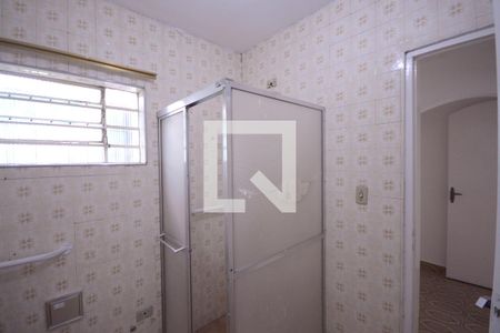 Casa à venda com 192m², 3 quartos e 5 vagas Casa à venda com 192m², 3 quartos e 5 vagasBanheiro Social 2