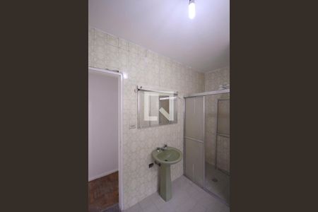 Casa à venda com 192m², 3 quartos e 5 vagas Casa à venda com 192m², 3 quartos e 5 vagasBanheiro Social 1