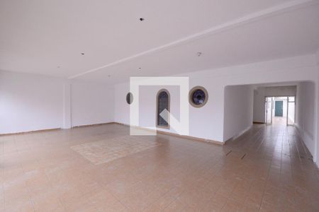 Casa à venda com 192m², 3 quartos e 5 vagas Casa à venda com 192m², 3 quartos e 5 vagasGaragem