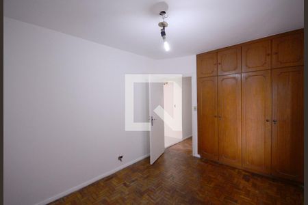 Casa à venda com 192m², 3 quartos e 5 vagas Casa à venda com 192m², 3 quartos e 5 vagasQuarto 2