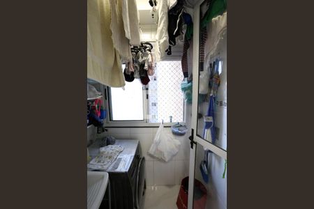 Apartamento à venda com 59m², 3 quartos e 1 vagaÁrea de Serviço