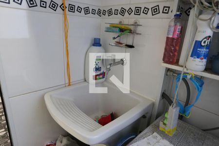 Apartamento à venda com 59m², 3 quartos e 1 vagaÁrea de Serviço