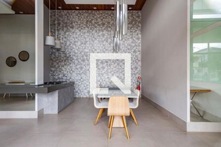 Apartamento à venda com 125m², 3 quartos e 2 vagas Apartamento à venda com 125m², 3 quartos e 2 vagasÁrea comum - Salão de festas