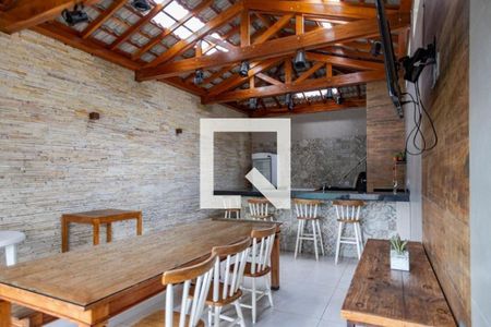 Apartamento à venda com 125m², 3 quartos e 2 vagas Apartamento à venda com 125m², 3 quartos e 2 vagasÁrea comum - Churrasqueira