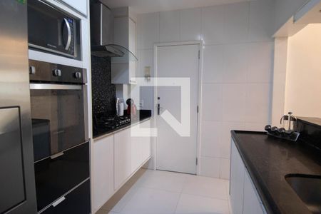 Apartamento à venda com 118m², 3 quartos e sem vagaCozinha