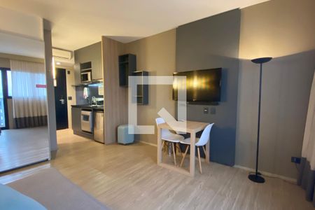 Sala/Quarto de kitnet/studio à venda com 1 quarto, 28m² em Alphaville Industrial, Barueri