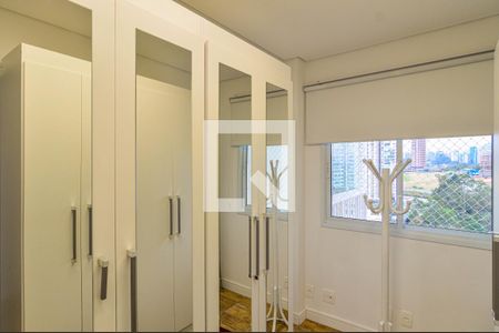 Apartamento para alugar com 69m², 3 quartos e 2 vagasCloset da suíte 2