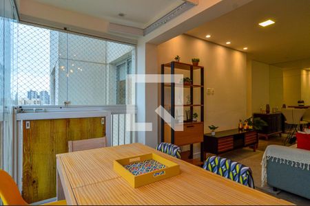 Apartamento para alugar com 69m², 3 quartos e 2 vagasVaranda /Área de serviço