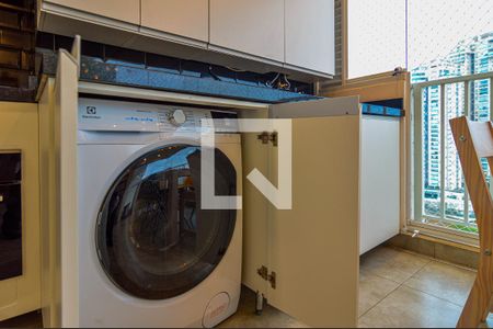 Apartamento para alugar com 69m², 3 quartos e 2 vagasVaranda /Área de serviço