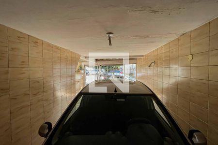 Casa à venda com 300m², 5 quartos e 2 vagas Casa à venda com 300m², 5 quartos e 2 vagasGaragem