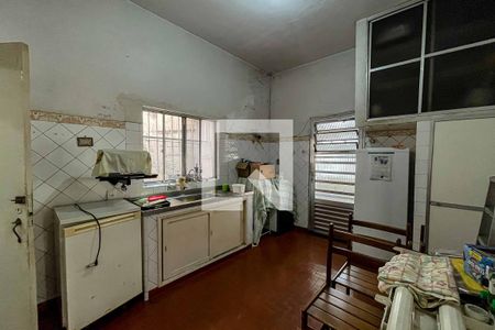 Casa à venda com 300m², 5 quartos e 2 vagas Casa à venda com 300m², 5 quartos e 2 vagasCozinha 2