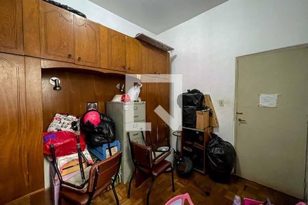 Casa à venda com 300m², 5 quartos e 2 vagas Casa à venda com 300m², 5 quartos e 2 vagasQuarto 4