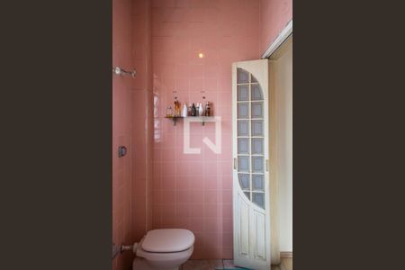 Casa à venda com 500m², 3 quartos e 3 vagas Casa à venda com 500m², 3 quartos e 3 vagasBanheiro quarto 3