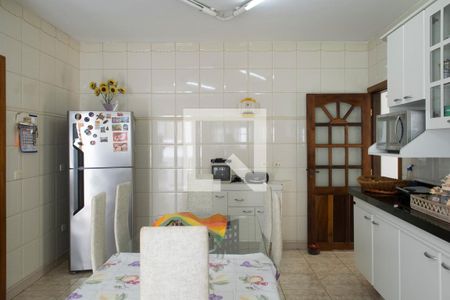 Casa à venda com 500m², 3 quartos e 3 vagas Casa à venda com 500m², 3 quartos e 3 vagasCozinha