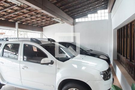 Casa à venda com 500m², 3 quartos e 3 vagas Casa à venda com 500m², 3 quartos e 3 vagasGaragem