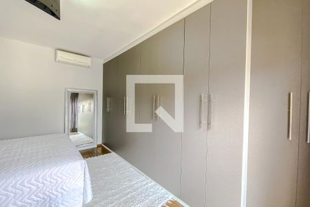 Casa à venda com 240m², 3 quartos e 3 vagasQuarto 1 - Suíte