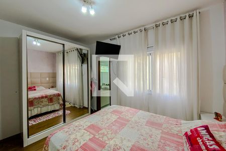 Casa à venda com 240m², 3 quartos e 3 vagasQuarto 3 - Suíte