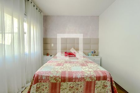 Casa à venda com 240m², 3 quartos e 3 vagasQuarto 3 - Suíte