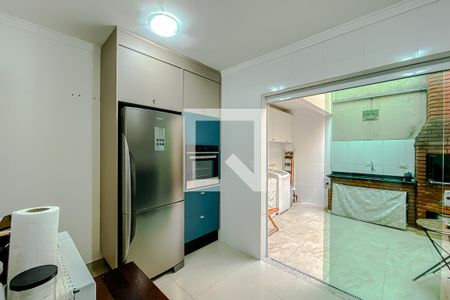 Casa à venda com 240m², 3 quartos e 3 vagasCozinha