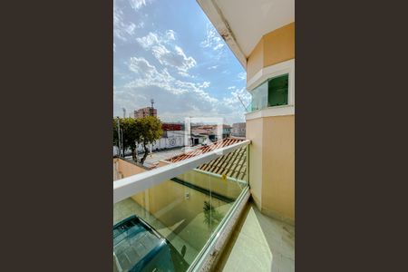 Casa à venda com 240m², 3 quartos e 3 vagasVaranda da suíte