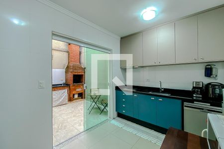 Casa à venda com 240m², 3 quartos e 3 vagasCozinha