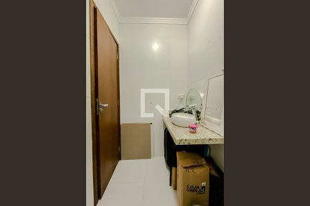 Casa à venda com 240m², 3 quartos e 3 vagasBanheiro da Suíte 2