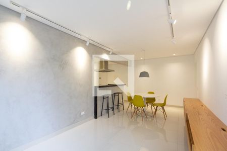 Apartamento à venda com 90m², 2 quartos e 1 vaga Apartamento à venda com 90m², 2 quartos e 1 vagaSala