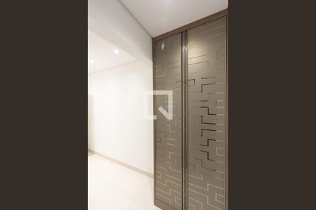 Apartamento à venda com 90m², 2 quartos e 1 vaga Apartamento à venda com 90m², 2 quartos e 1 vagaCorredor