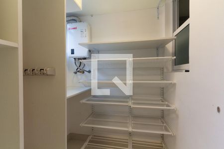 Apartamento à venda com 90m², 2 quartos e 1 vaga Apartamento à venda com 90m², 2 quartos e 1 vagaÁrea de Serviço