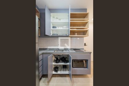 Studio para alugar com 36m², 1 quarto e sem vaga Studio para alugar com 36m², 1 quarto e sem vagaStudio - utensílios