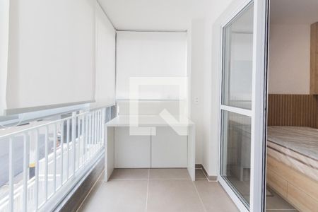 Studio para alugar com 36m², 1 quarto e sem vaga Studio para alugar com 36m², 1 quarto e sem vagaStudio - varanda