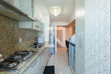 Apartamento à venda com 180m², 3 quartos e 2 vagasCozinha e Área de Serviço