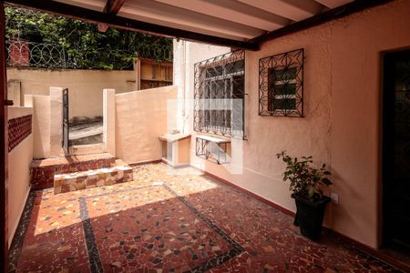 Apartamento à venda com 50m², 1 quarto e sem vagaQuintal