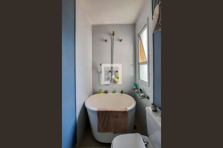 Apartamento à venda com 70m², 1 quarto e 2 vagasBanheiro 2